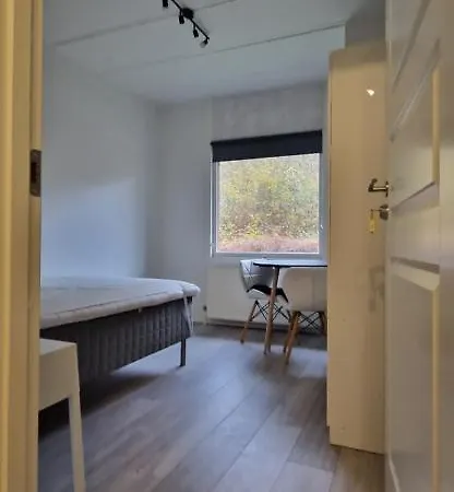 Enkeltvaerelse Med Faelles Badevaerelse Esbjerg